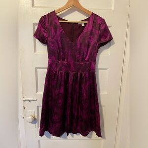 100% Silk Banana Republic dress